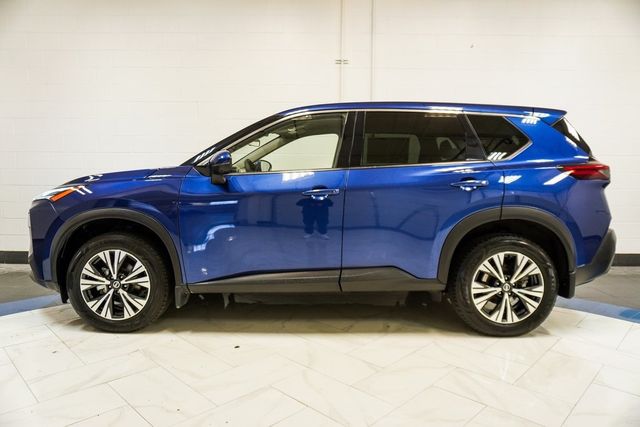 2021 Nissan Rogue AWD SV - 22940351 - 31