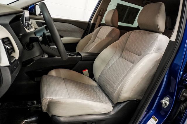 2021 Nissan Rogue AWD SV - 22940351 - 5