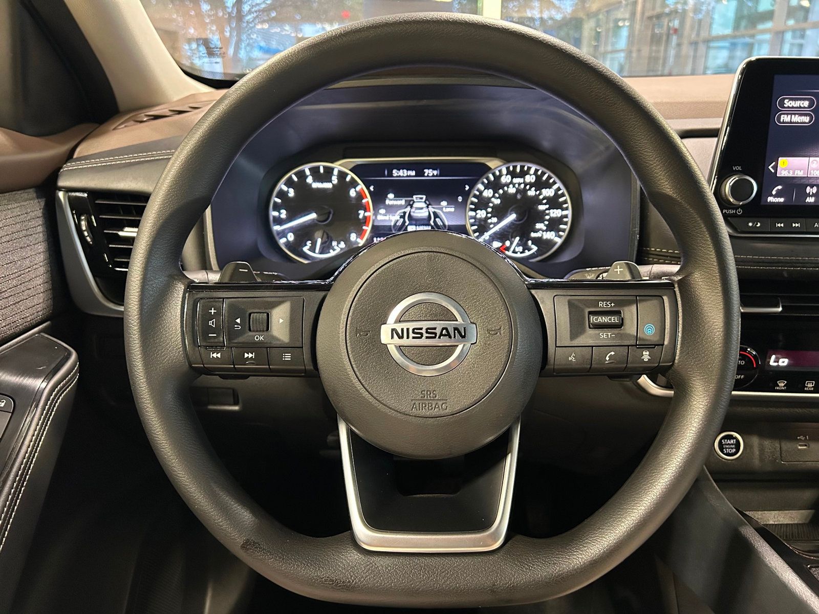 2021 Nissan Rogue SV photo 20