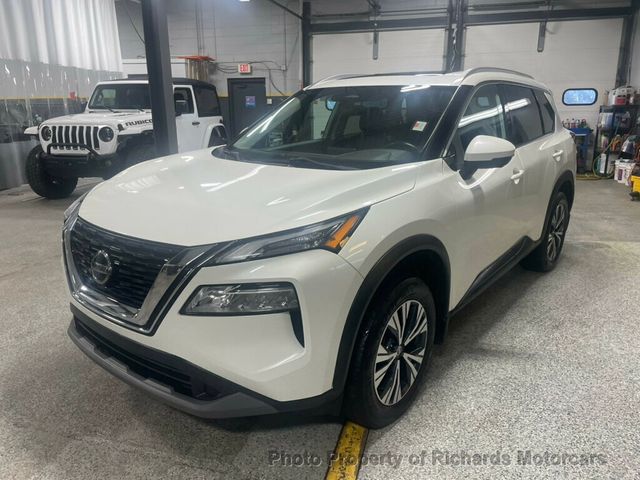 2021 Nissan Rogue AWD SV - 22992355 - 3