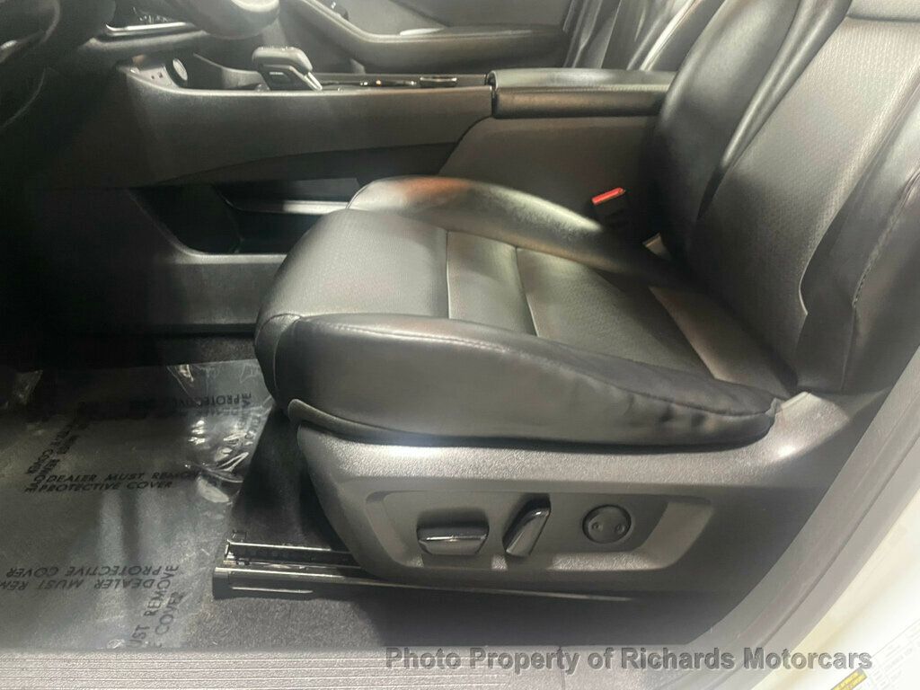2021 Nissan Rogue AWD SV - 22992355 - 8