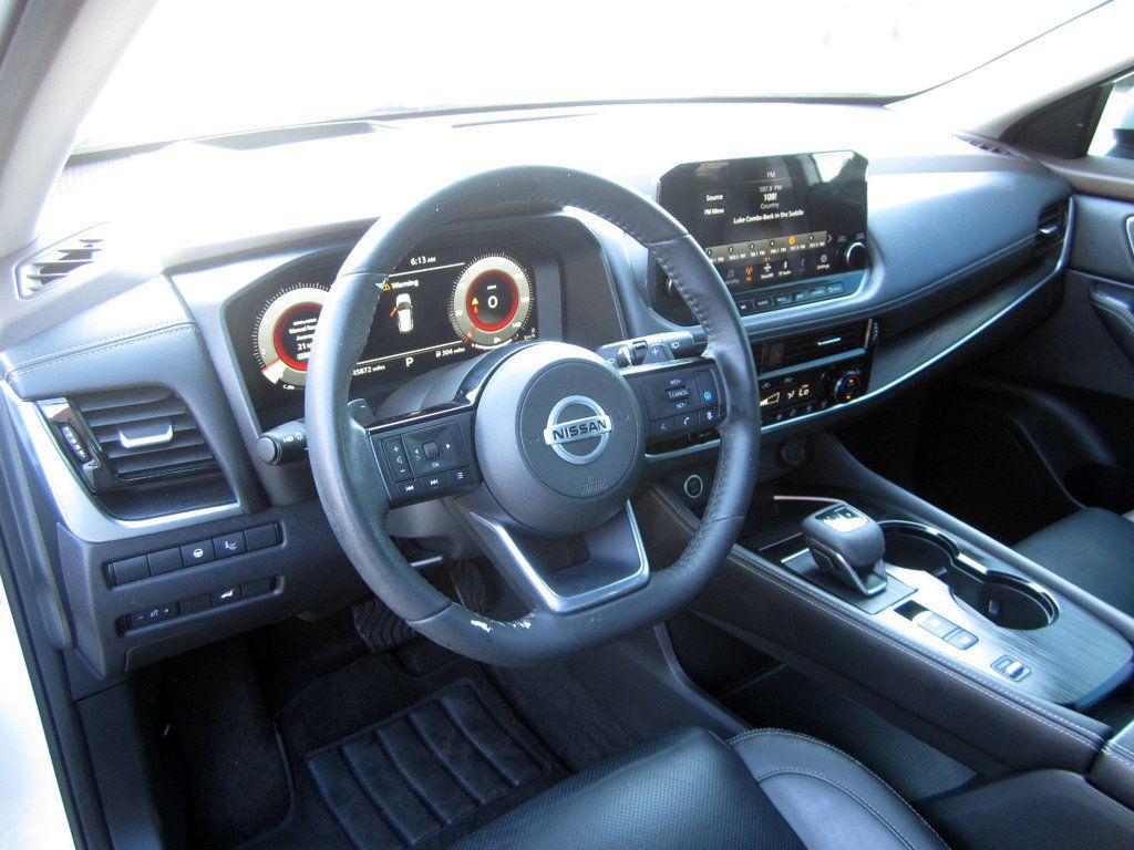 2021 Nissan Rogue Platinum photo 6