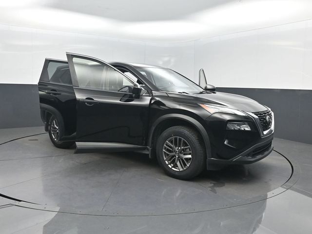 2021 Nissan Rogue FWD S - 23002432 - 39