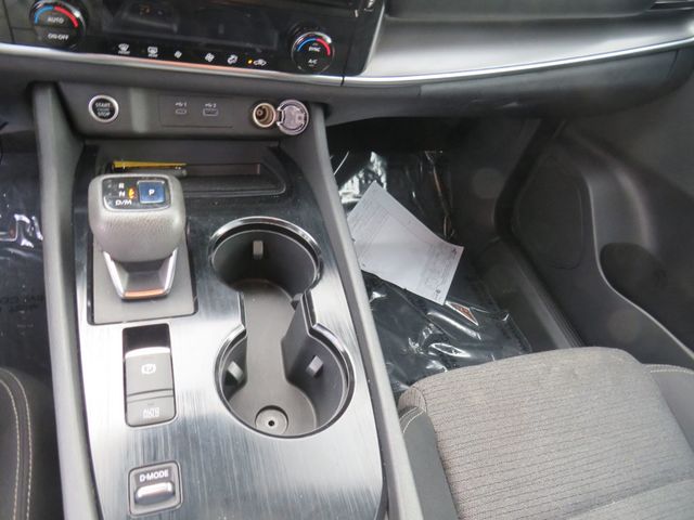 2021 Nissan Rogue FWD SV - 23070196 - 11