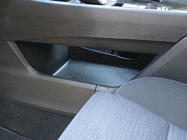 2021 Nissan Rogue FWD SV - 22958682 - 27