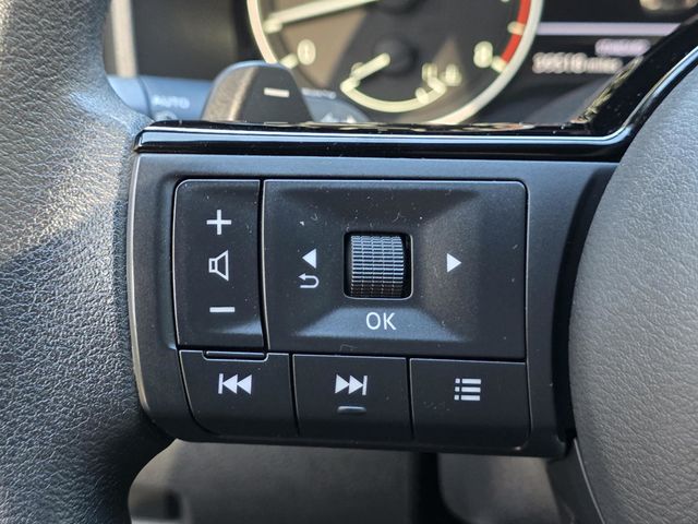 2021 Nissan Rogue FWD SV - 22958682 - 29