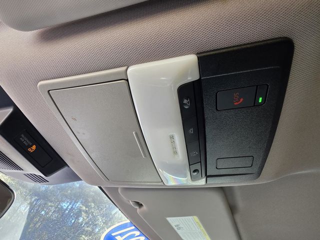 2021 Nissan Rogue FWD SV - 22958682 - 31