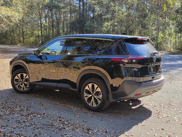 2021 Nissan Rogue FWD SV - 22958682 - 3