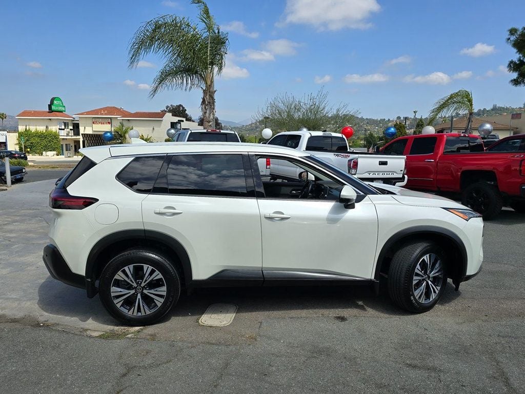 2021 Nissan Rogue FWD SV - 22454975 - 5