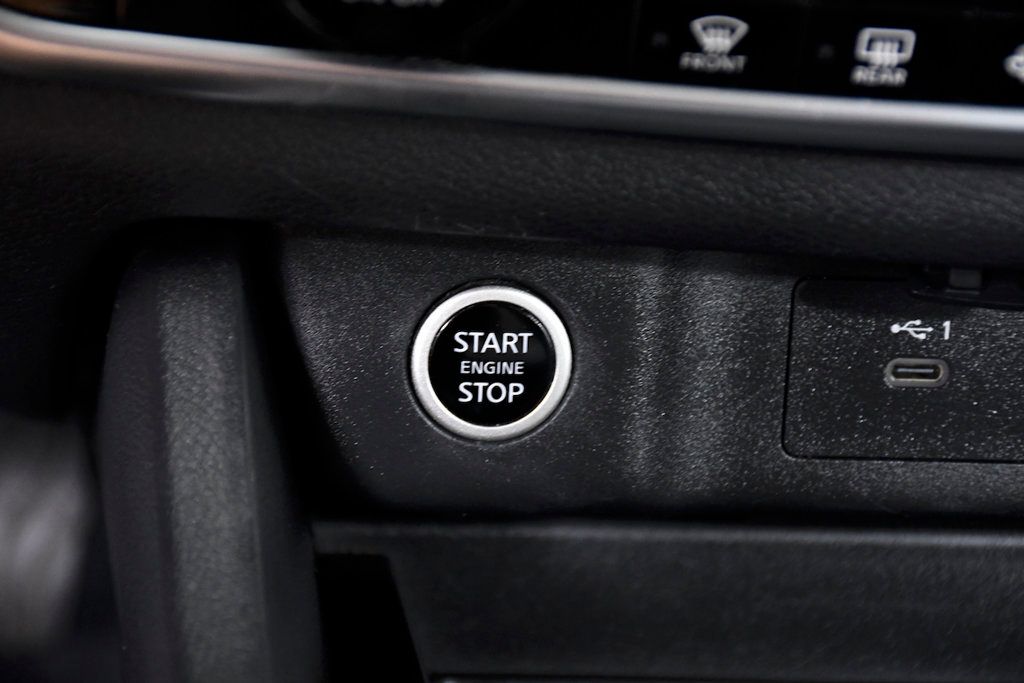 2021 Nissan Rogue FWD SV - 22880911 - 26