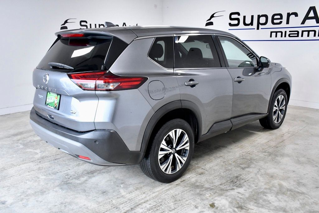 2021 Nissan Rogue FWD SV - 22880911 - 3
