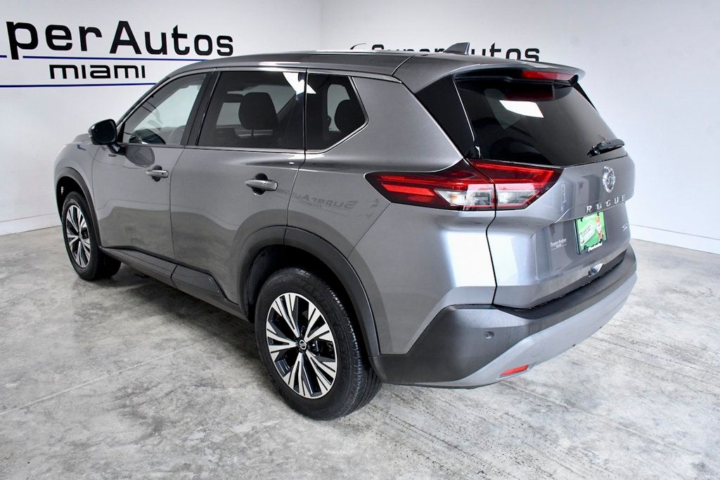 2021 Nissan Rogue FWD SV - 22880911 - 5