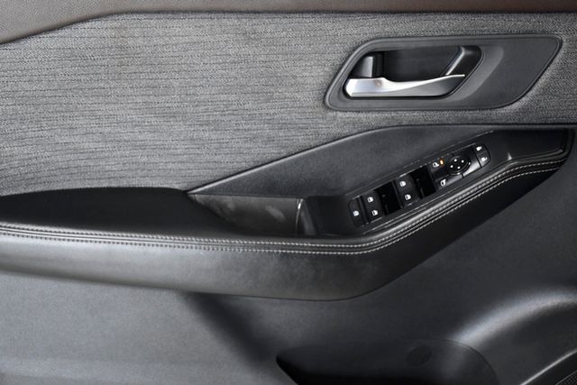 2021 Nissan Rogue FWD SV - 22880911 - 8