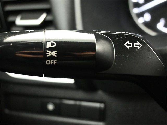 2021 Nissan Rogue FWD SV - 22955432 - 29