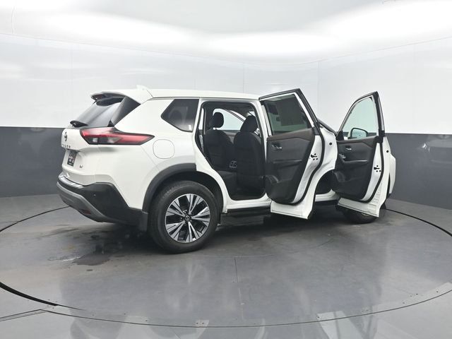 2021 Nissan Rogue FWD SV - 22987263 - 39