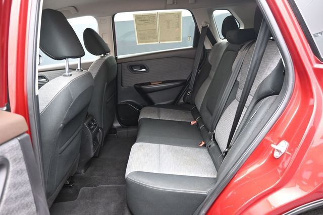 2021 Nissan Rogue FWD SV - 23017042 - 12