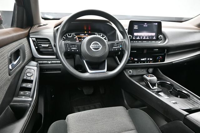 2021 Nissan Rogue FWD SV - 23017042 - 16