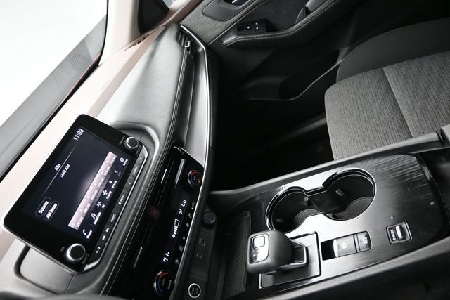 2021 Nissan Rogue FWD SV - 23017042 - 21