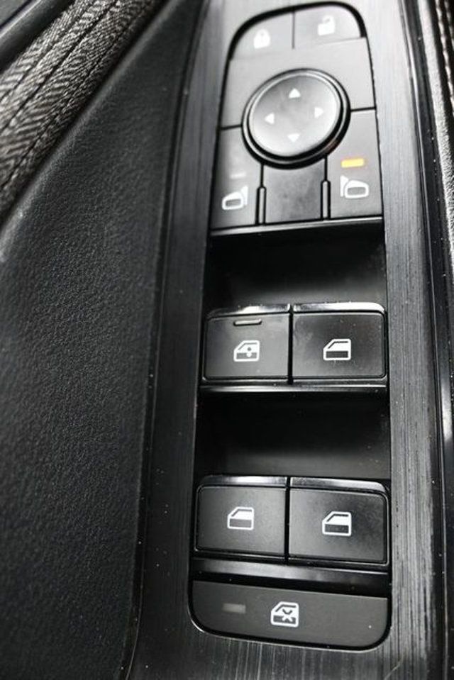 2021 Nissan Rogue FWD SV - 23017042 - 28