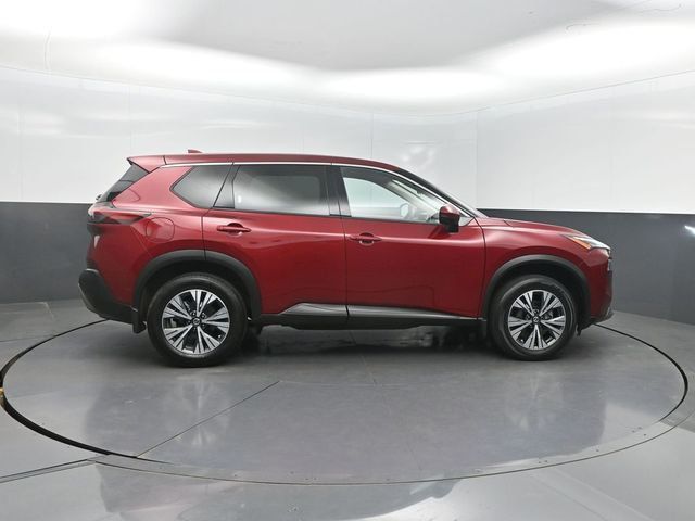 2021 Nissan Rogue FWD SV - 23017042 - 32