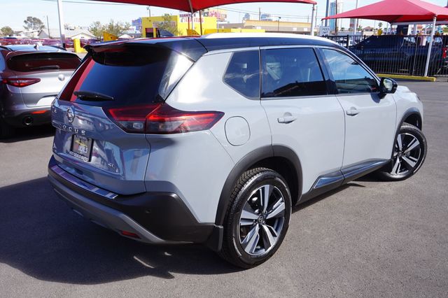 2021 Nissan Rogue SL, PREMIUM WHEELS, LEATHER SEATS, PANORAMIC MOON ROOF - 23079343 - 5