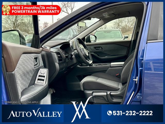 2021 Nissan Rogue S Sport Utility 4D - 22983077 - 12