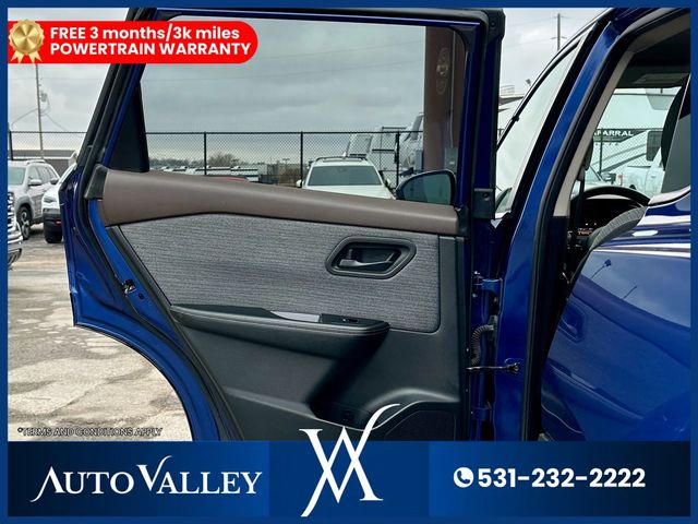 2021 Nissan Rogue S Sport Utility 4D - 22983077 - 19