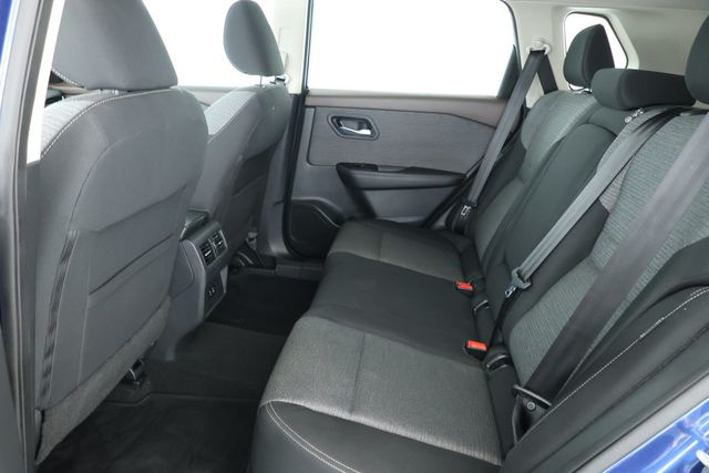 2021 Nissan Rogue SV - 22918364 - 17