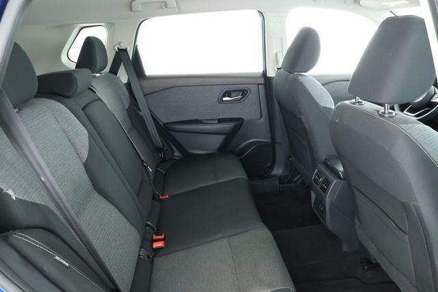 2021 Nissan Rogue SV - 22918364 - 19