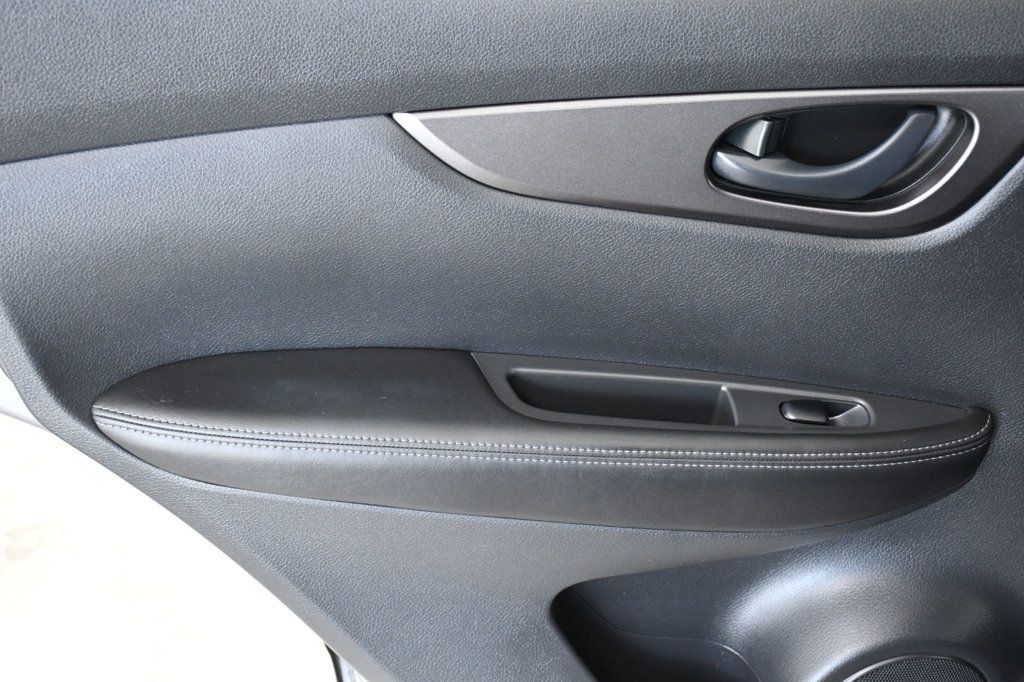 2021 Nissan Rogue Sport 2021 Nissan Rogue Sport S AWD Xtronic CVT  - 22988247 - 10