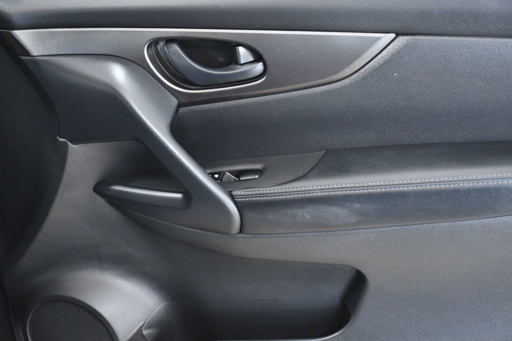 2021 Nissan Rogue Sport 2021 Nissan Rogue Sport S AWD Xtronic CVT  - 22988247 - 17