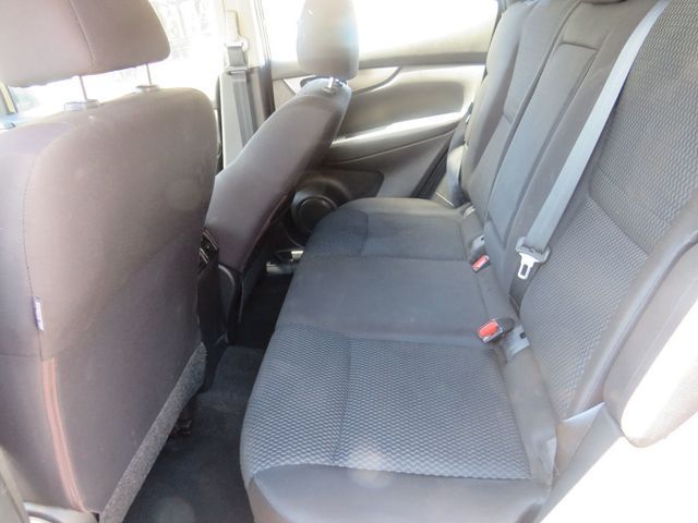 2021 Nissan Rogue Sport AWD S - 22885676 - 10