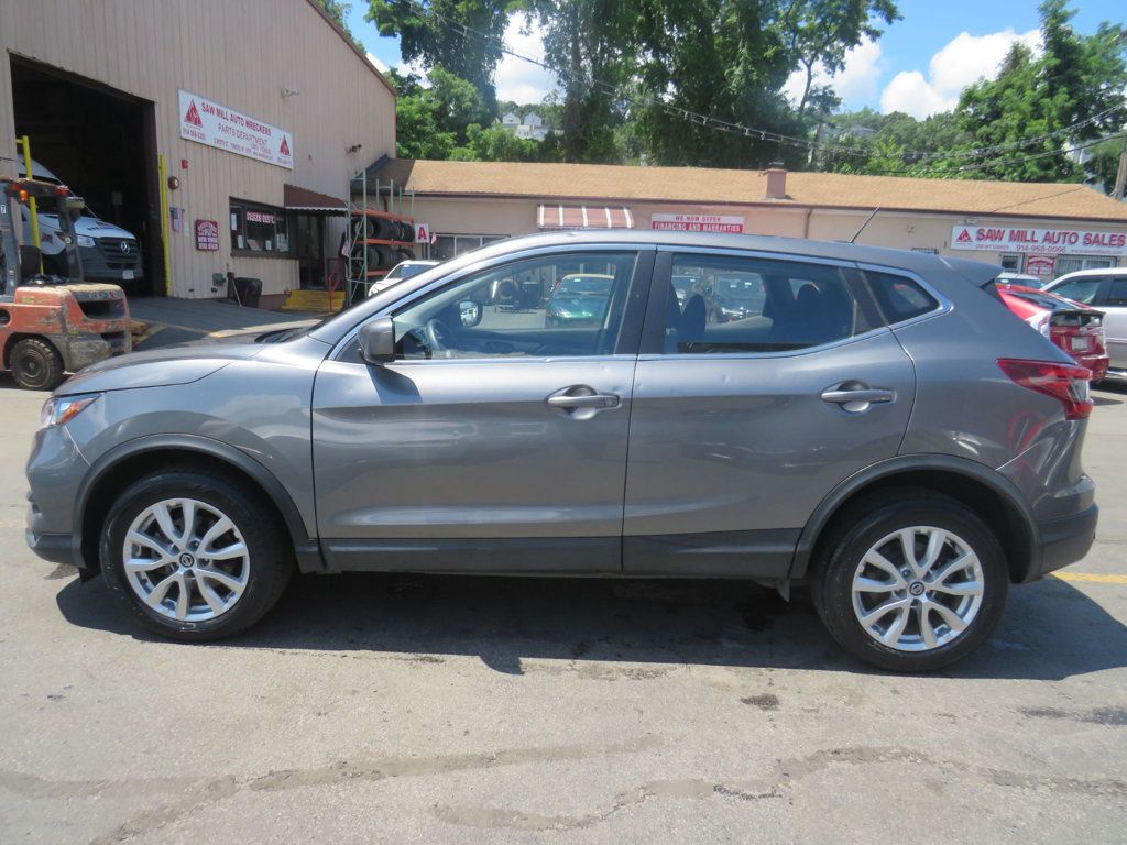 2021 Nissan Rogue Sport S photo 8