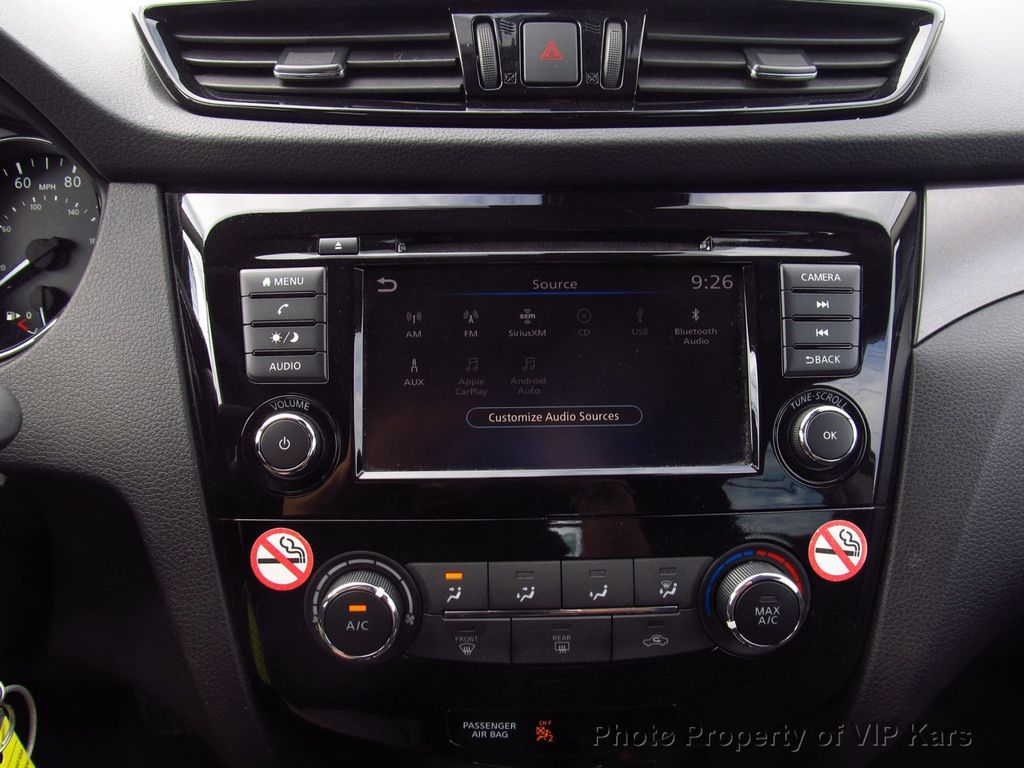 nissan 2 lcd monitors in the front for sale
