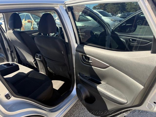 2021 Nissan Rogue Sport FWD S - 22932076 - 11