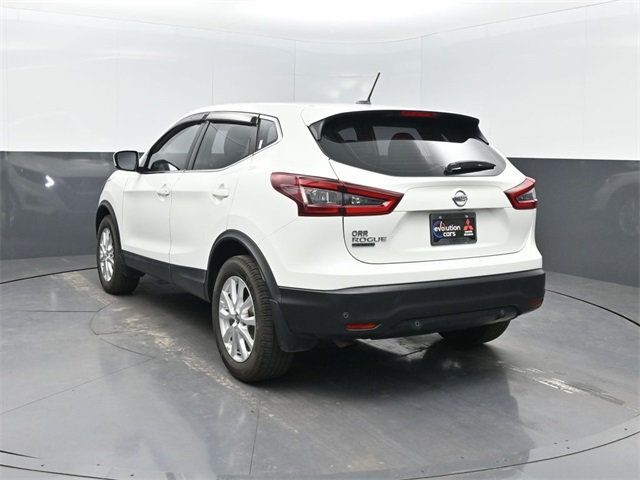 2021 Nissan Rogue Sport S photo 3
