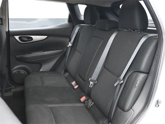 2021 Nissan Rogue Sport S photo 7