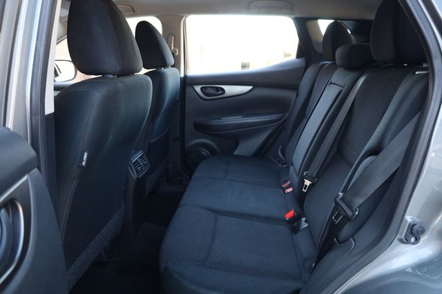 2021 Nissan Rogue Sport FWD S - 22970728 - 17