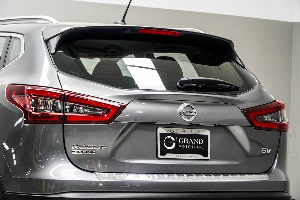 2021 Nissan Rogue Sport SV photo 12