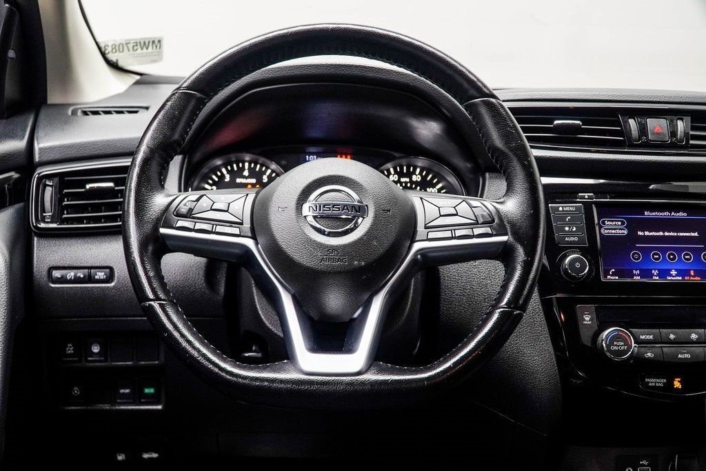 2021 Nissan Rogue Sport SV photo 14