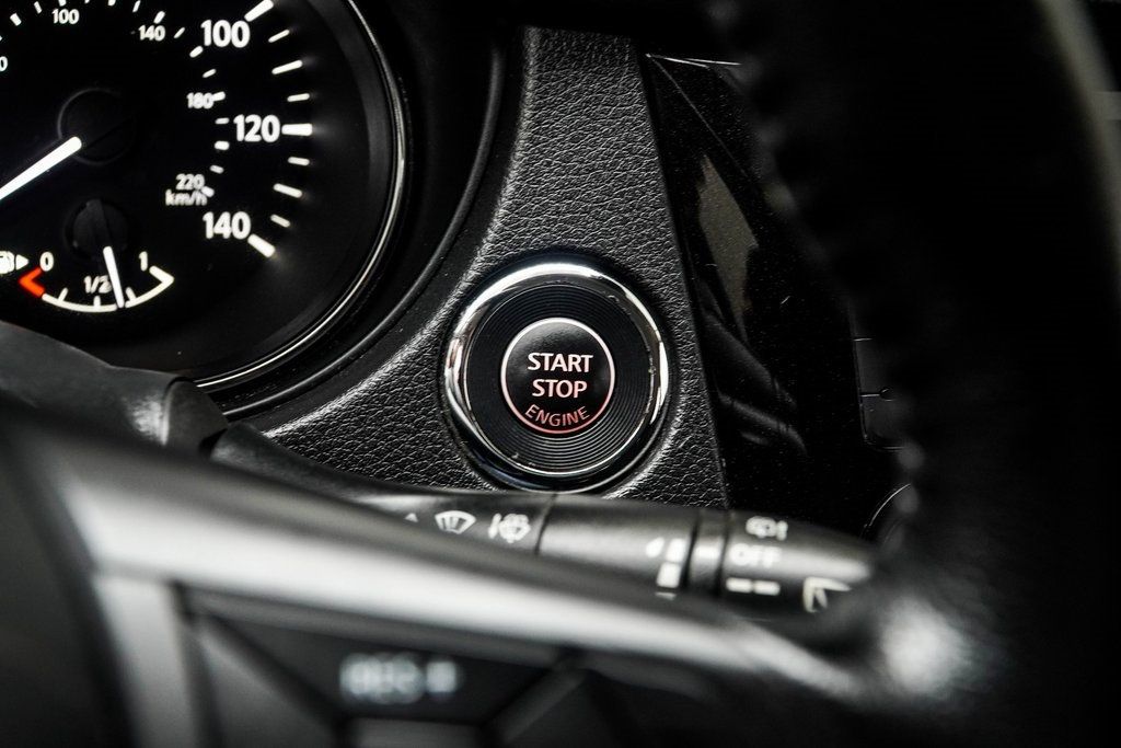 2021 Nissan Rogue Sport SV photo 17