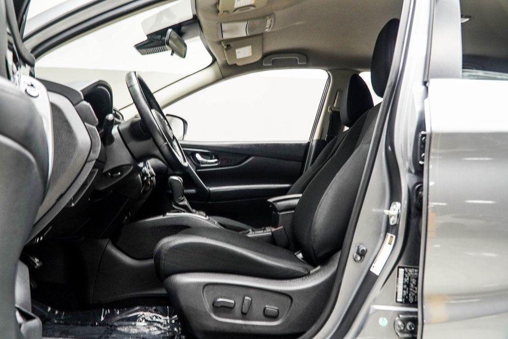 2021 Nissan Rogue Sport SV photo 27