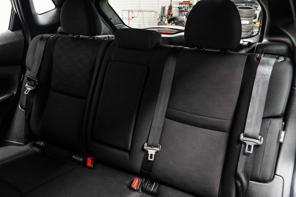 2021 Nissan Rogue Sport SV photo 29