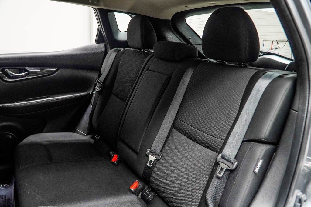 2021 Nissan Rogue Sport SV photo 30