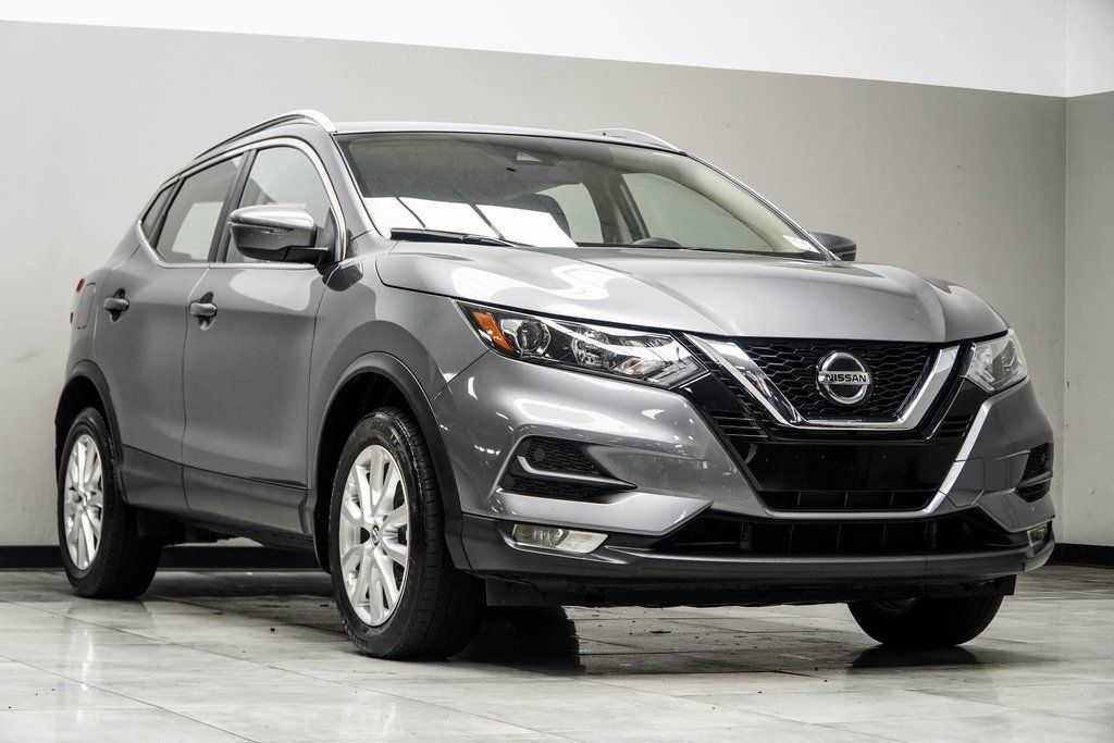 2021 Nissan Rogue Sport SV photo 3