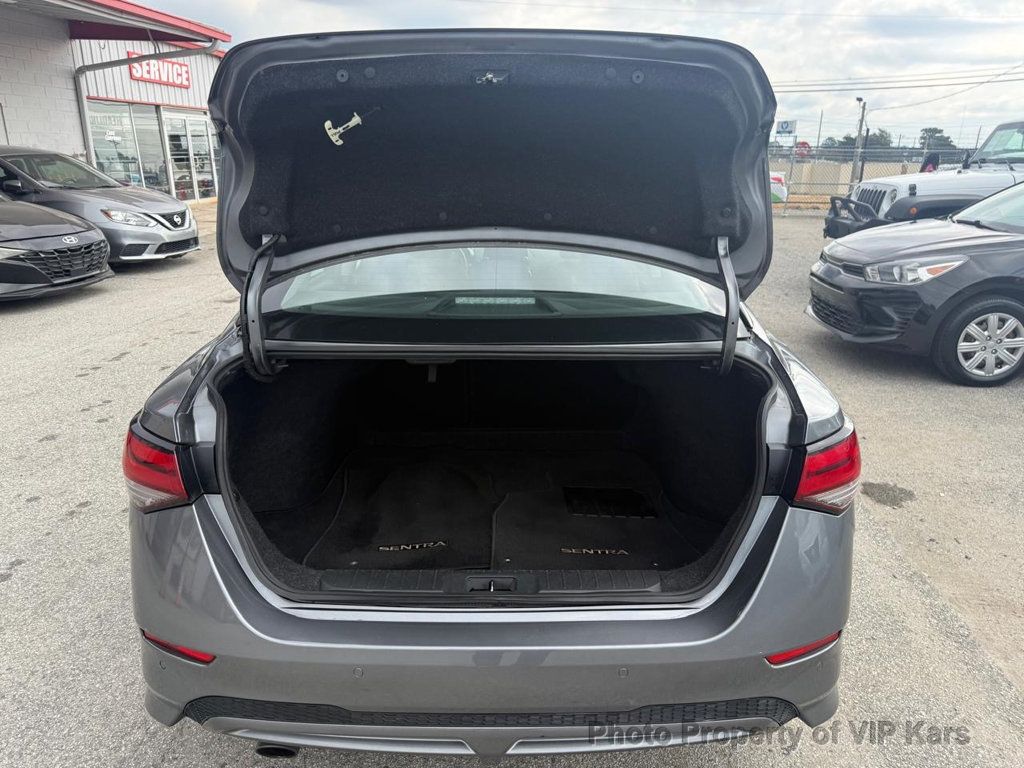 2021 Nissan Sentra SR CVT - 22933805 - 18