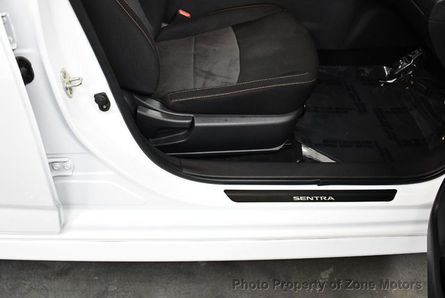 2021 Nissan Sentra SR CVT - 22056886 - 17