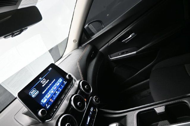 2021 Nissan Sentra SR CVT - 23080090 - 18