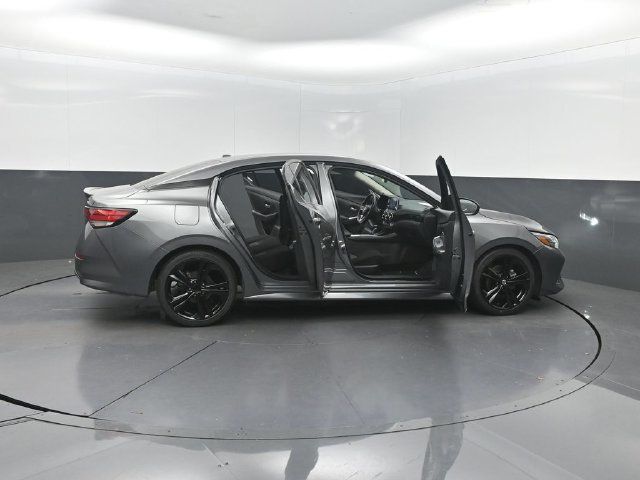 2021 Nissan Sentra SR CVT - 23080090 - 35