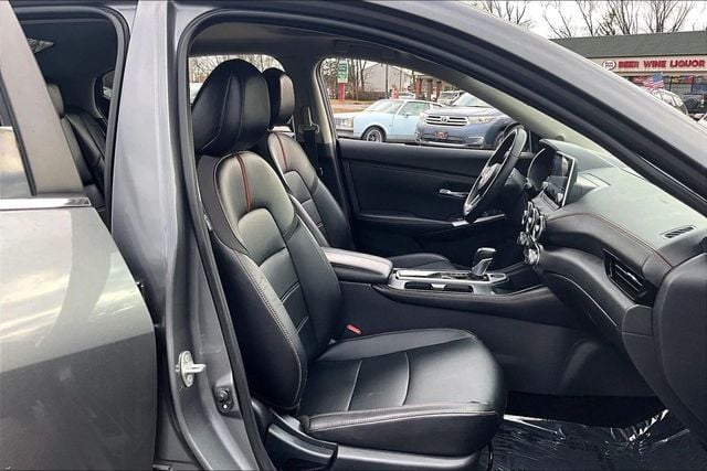 2021 Nissan Sentra SR CVT - 22968831 - 11